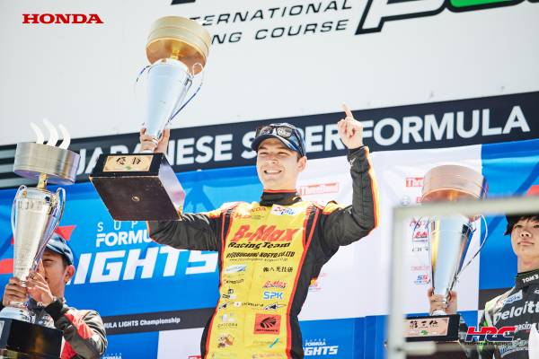Kimura wins pole-to-wins in all three opening rounds