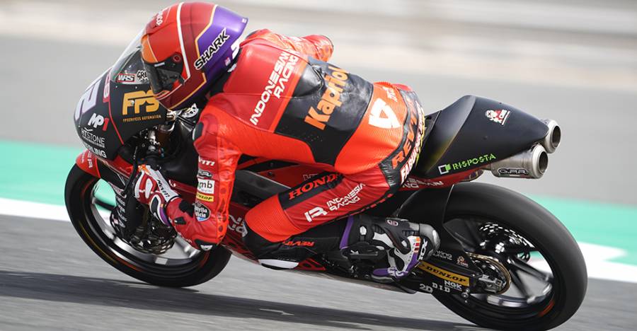 Honda riders dominate front of grid