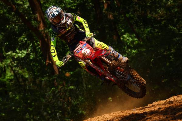 大倉由揮が3ヒートのうち2度表彰台に立ち、総合成績2位