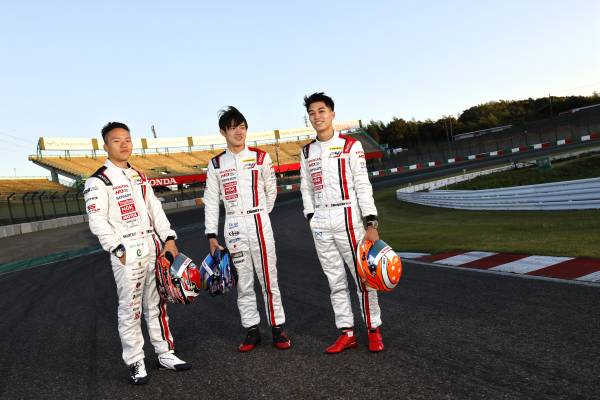 トップカテゴリーを目指す「3年目はない」戦い。FIA-F4に挑む3人のHFDPドライバー