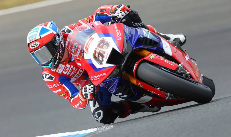 Tom Neave scores a championship point with 15th at Knockhill