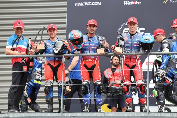 Another podium for F.C.C. TSR Honda France and victory for National Motos Honda in Superstock