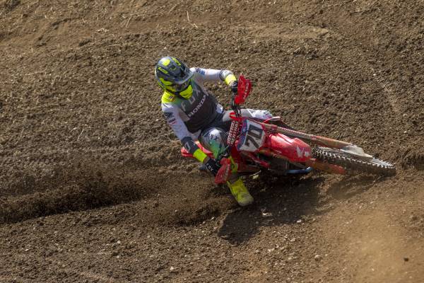 Solid performances from Fernandez and the returning Gajser at Loket