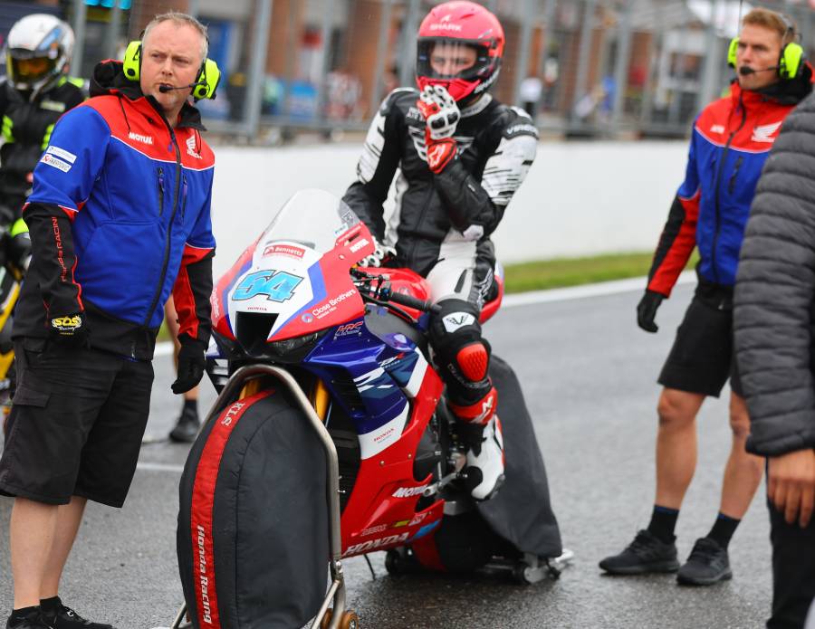 Saturday at Brands Hatch is wild and windy