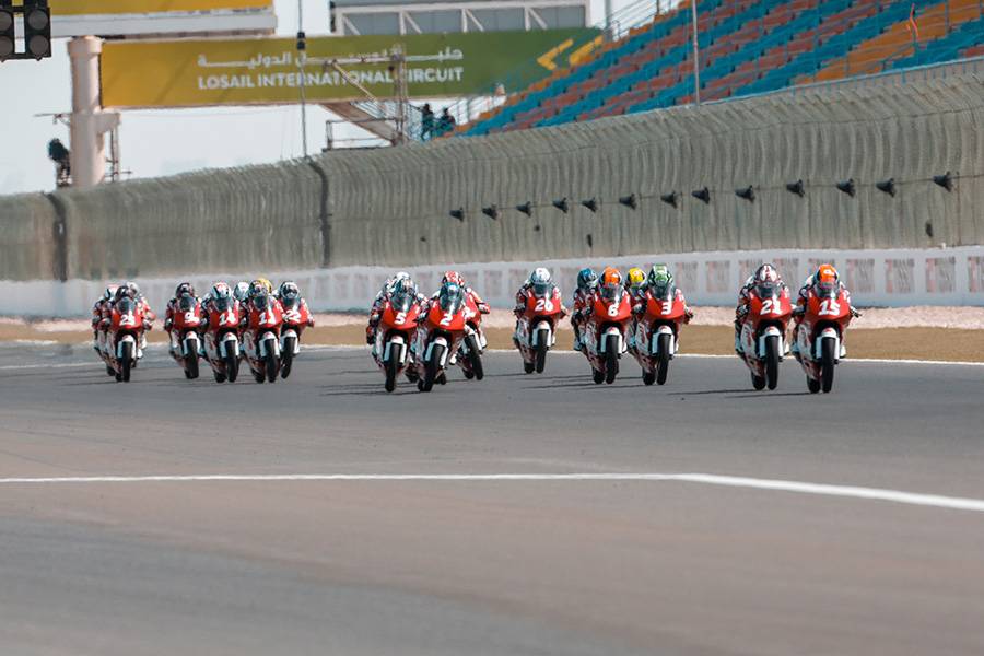 古里が負けなしの4連勝、シャリールは惜しくも2位