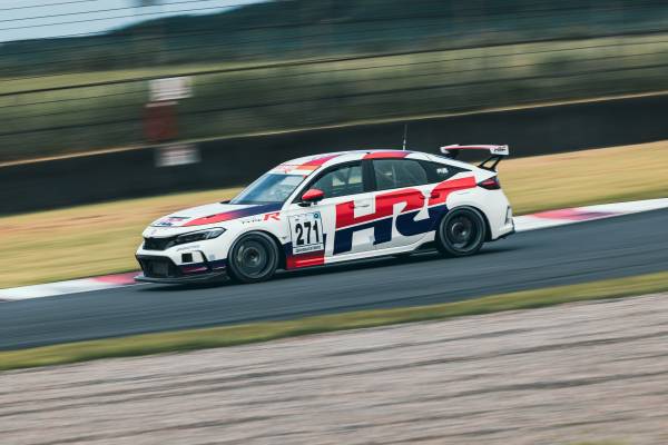 CIVIC TYPE R CNF-R finishes 3rd in ST-Q class