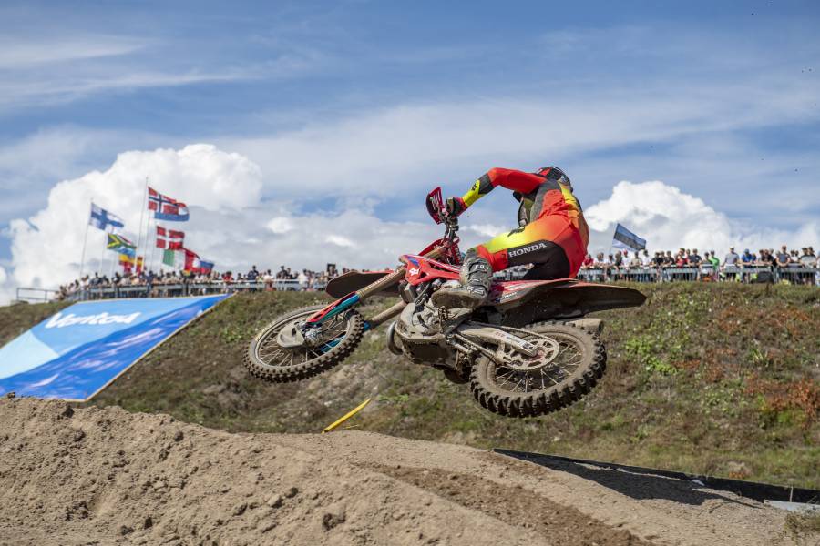 Gajser sixth, as Fernandez walks away from Finland