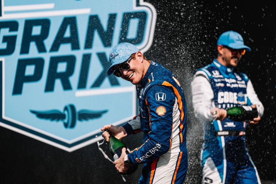 Dixon Continues Win Streak as Honda Runs 1-2 at Indianapolis