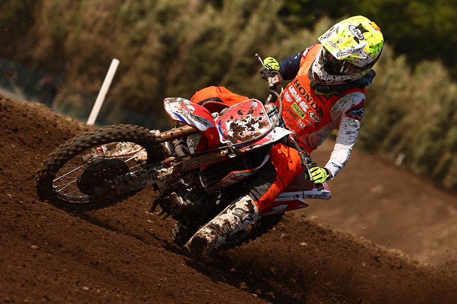 川井麻央が優勝、小野彩葉が2位でHonda勢が開幕好発進!