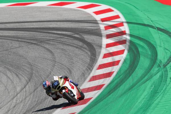 Second podium finish of the season for Ogura