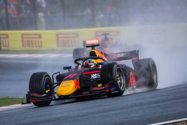 The race ends under a red flag with no points awarded due to rain and an accident, Starting from 16th Ayumu Iwasa comes 13th