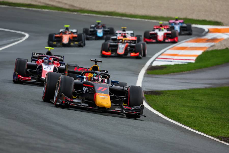 Starting from 12th, Iwasa finishes 13th after going off the track in an attempt to overtake