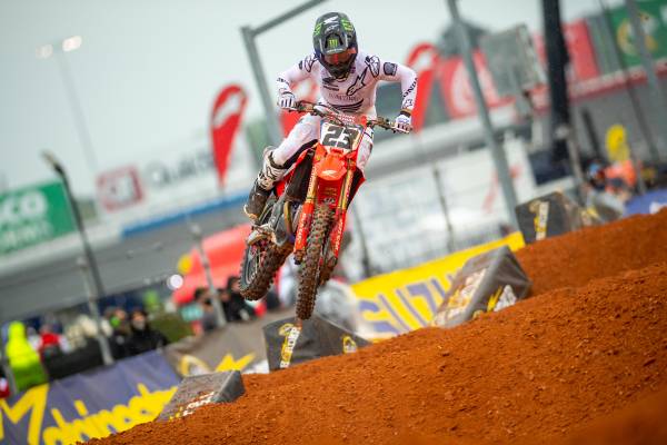 Career-First 450SX Podium for Sexton at Atlanta 1 Supercross