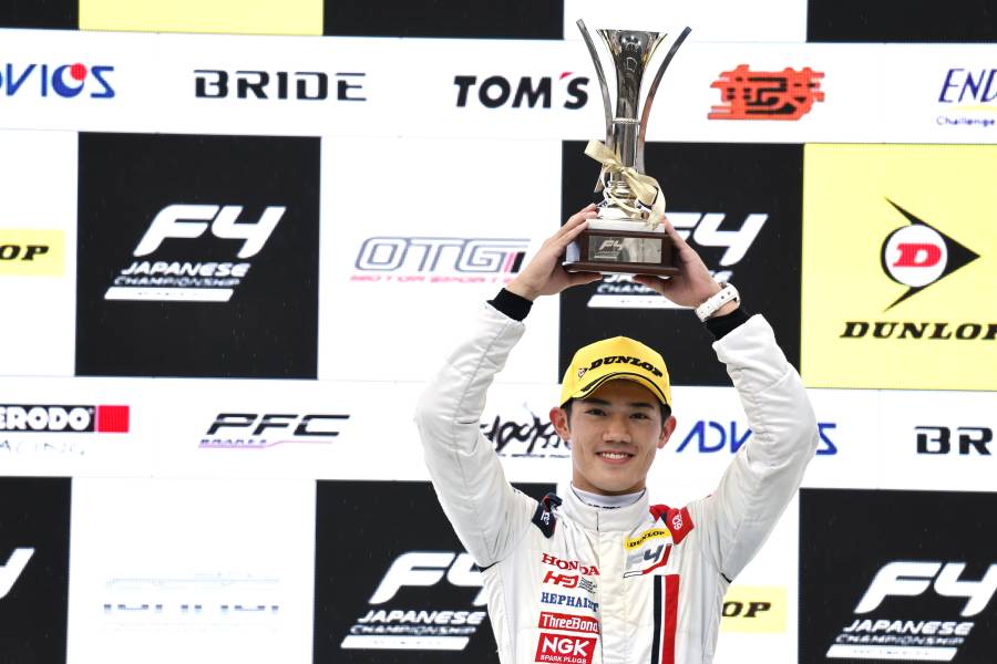 野村が今季初勝利をポール・トゥ・ウインで飾る