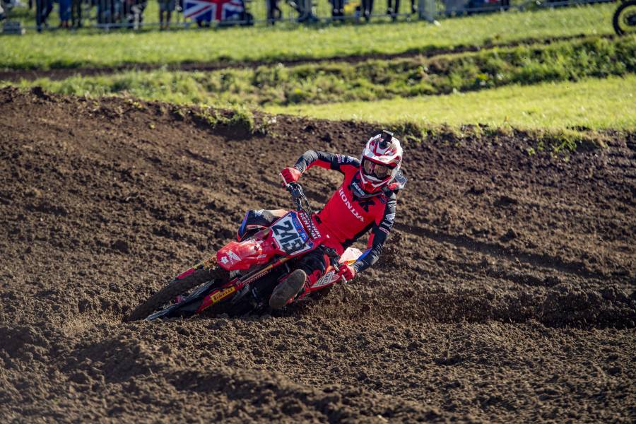 Gajser and Fernandez qualify third and fourth at British GP