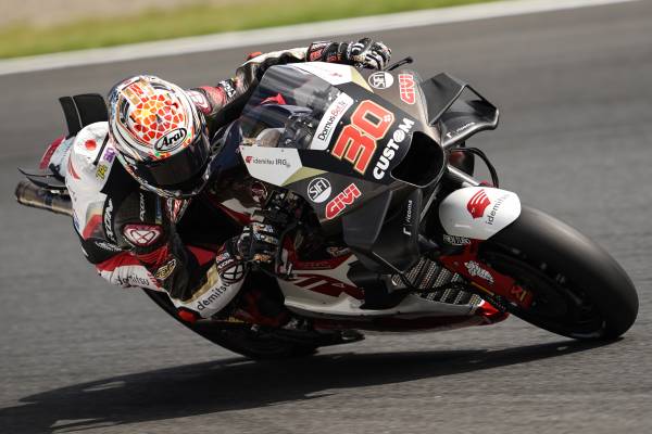 Takaaki Nakagami Completes Friday Practices on Home Soil
