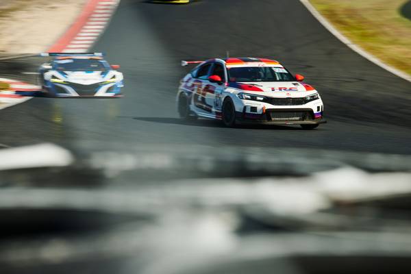 CIVIC TYPE R CNF-RがST-Qクラストップの周回数をマーク