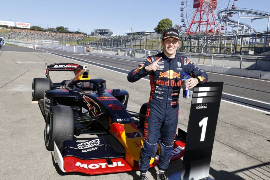 Liam Lawson takes first pole position