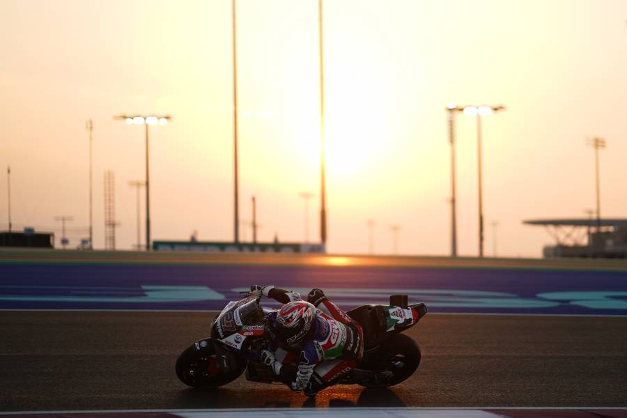 First Day in Qatar for Iker Lecuona