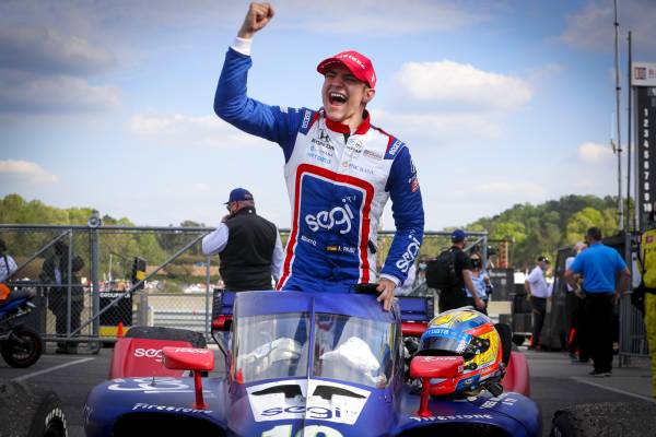 Alex Palou takes first career win in IndyCar Series opener