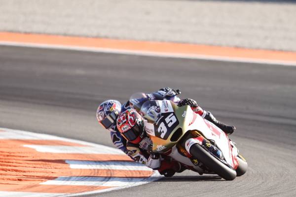 Brilliant season finale for Chantra and Ogura in Valencia