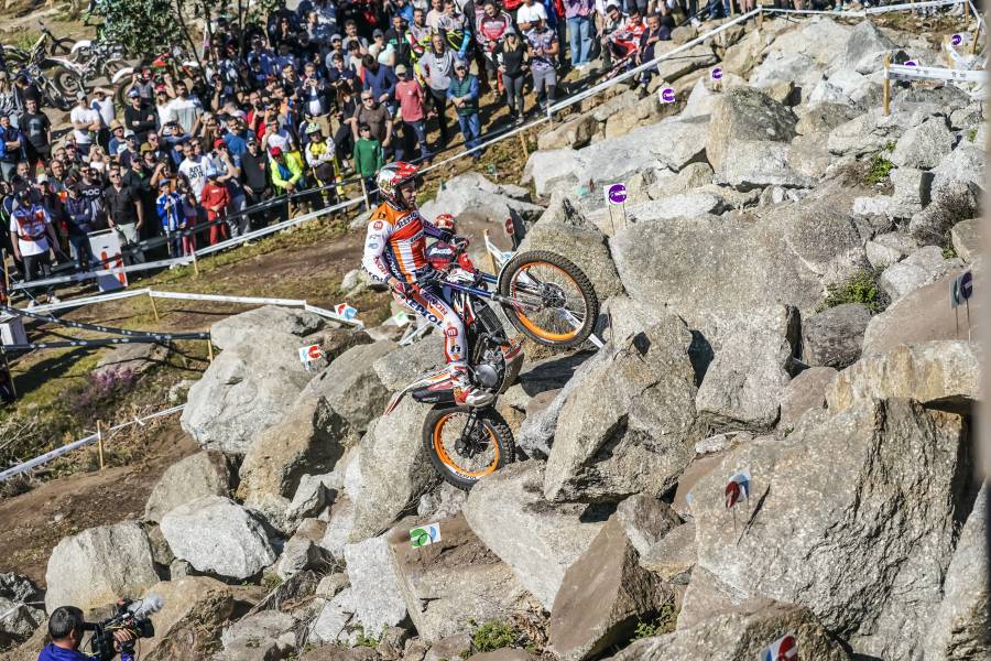 Toni Bou at season-opener in Spain