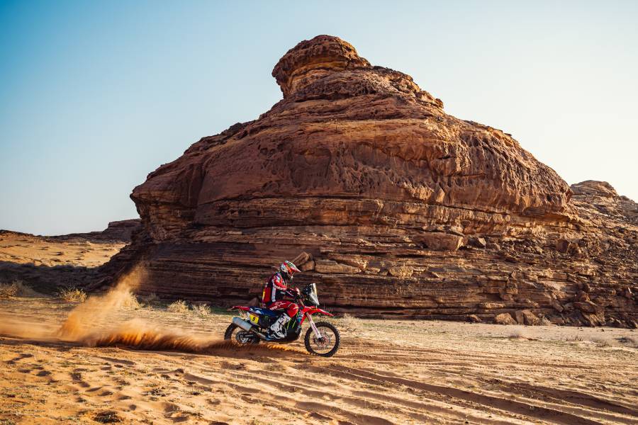 Ricky Brabec makes the move up to second on stage one of the Dakar Rally