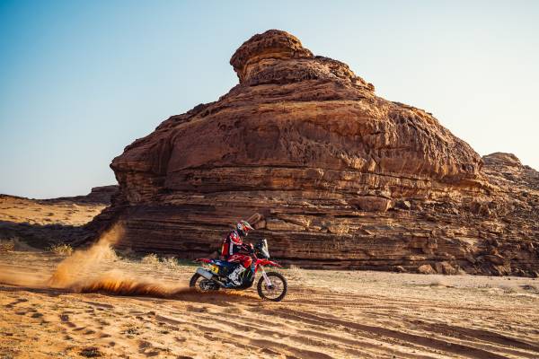 Ricky Brabec makes the move up to second on stage one of the Dakar Rally