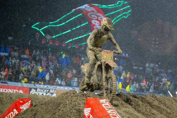 Challenging Night for Team Honda HRC at Muddy San Francisco SX