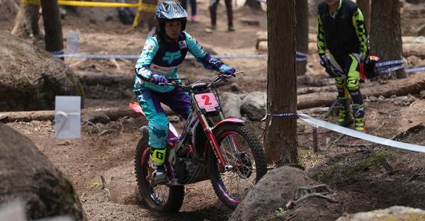 小玉が2位、山中3位とそれぞれ表彰台を獲得