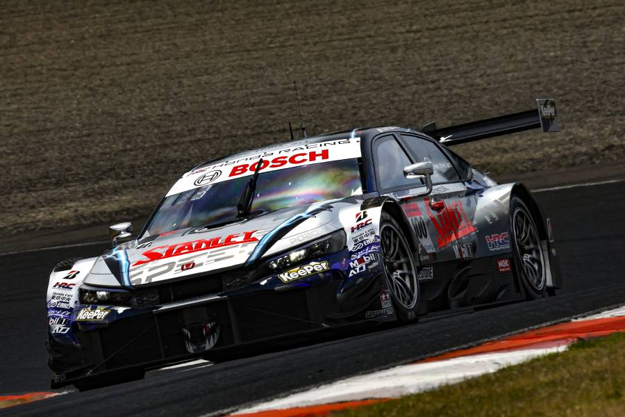 STANLEY CIVIC TYPE R-GTが3番手から決勝に挑む