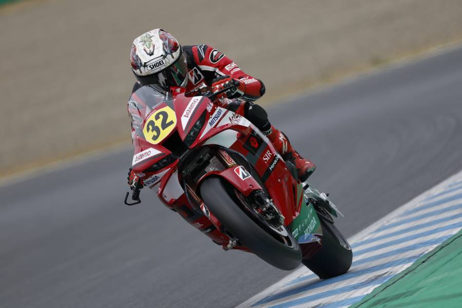 野左根が4番手、長島が6番手から決勝に挑む