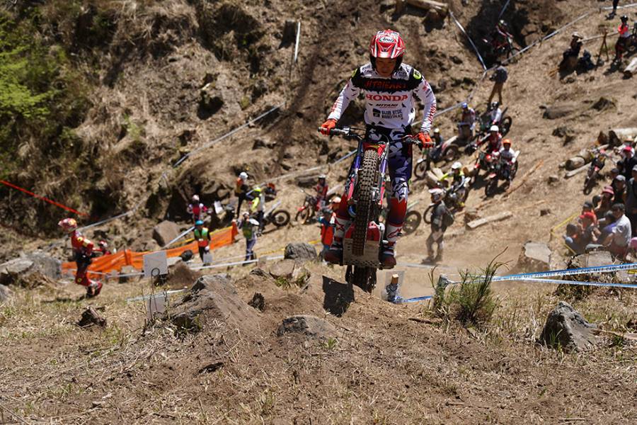 小川が開幕2連勝を飾る