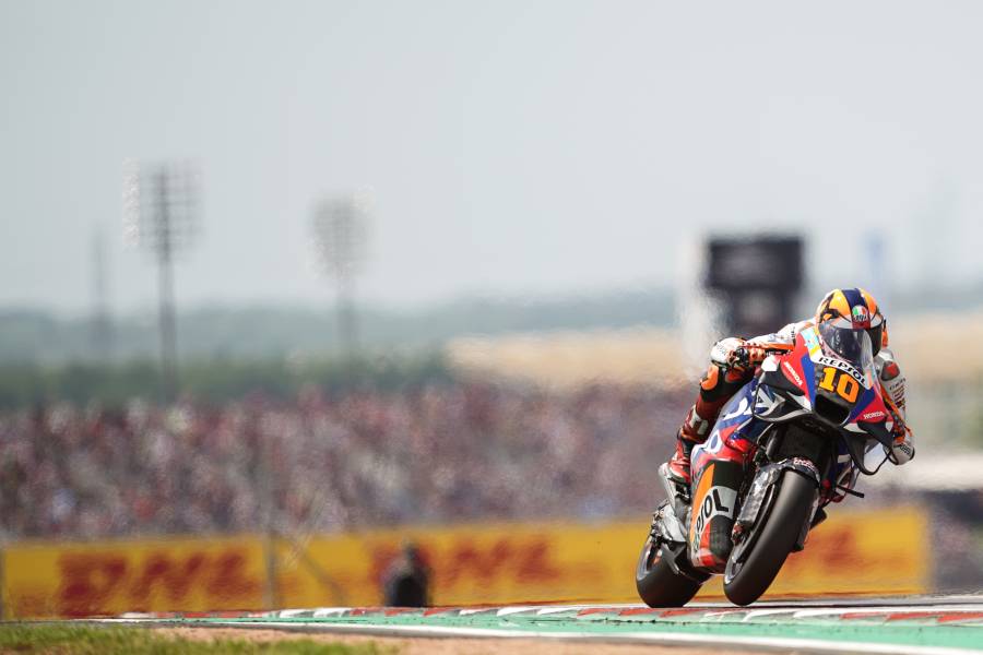 Marini fights for points in complicated Americas GP
