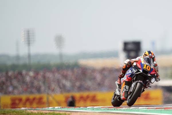 Marini fights for points in complicated Americas GP