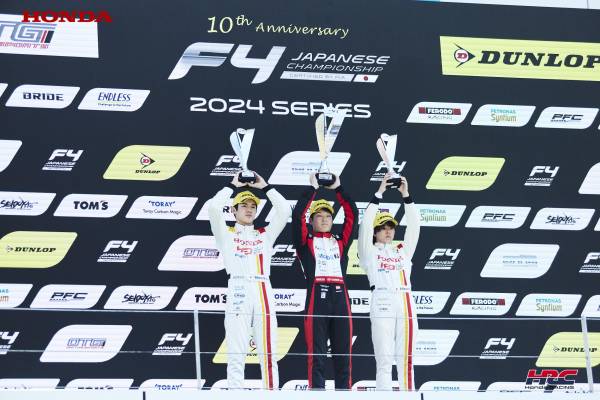 野村が2位、洞地が3位で開幕戦の表彰台を獲得