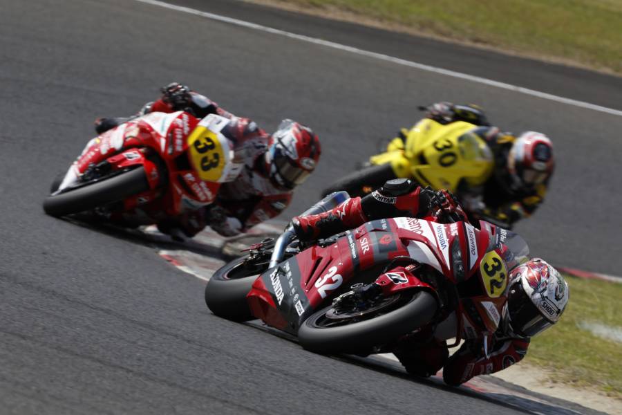 野左根が4位フィニッシュ