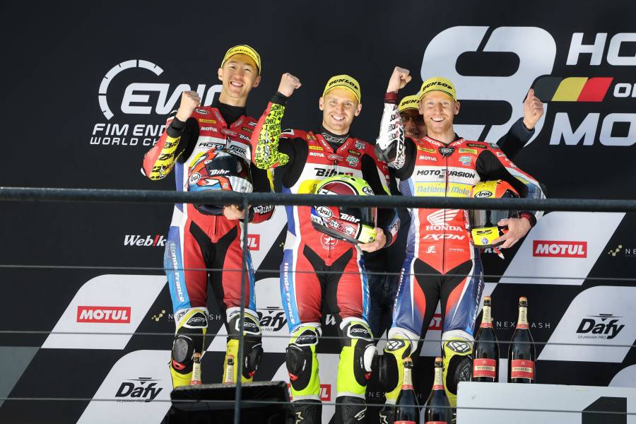 TATI TEAM BERINGER RACINGとNational Motos Honda FMAがダブル表彰台を獲得