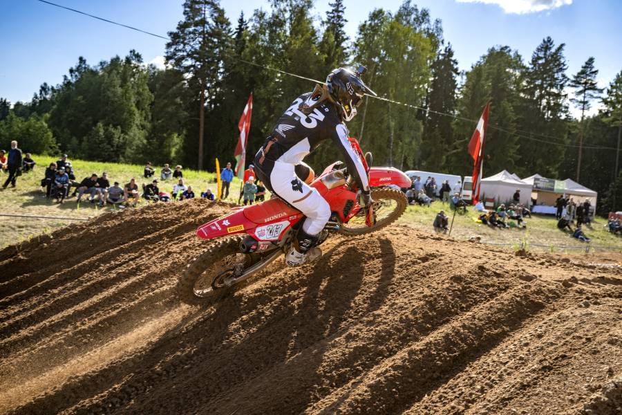 Gajser takes back red-plate after strong showing in Latvia