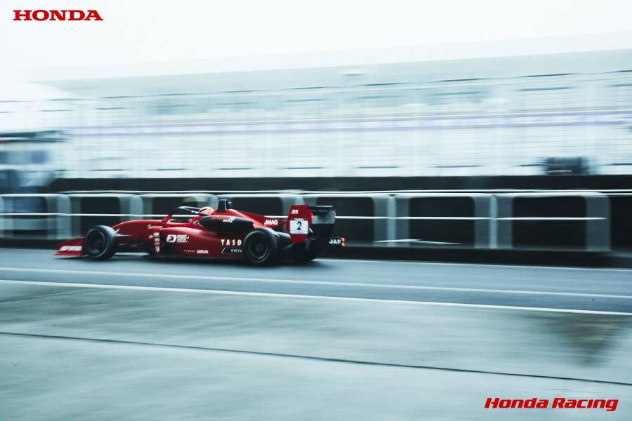 雨の第8戦で佐藤蓮が9位、第9戦は悪天候でキャンセルに