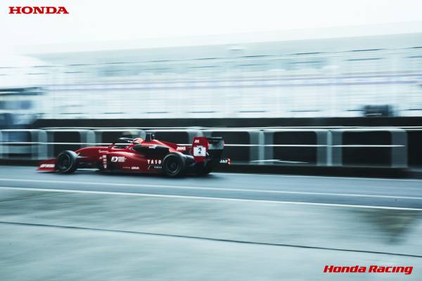 雨の第8戦で佐藤蓮が9位、第9戦は悪天候でキャンセルに