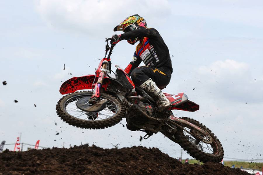 大城魁之輔はヒート1で2位、ヒート2は1周目のアクシデントで6位