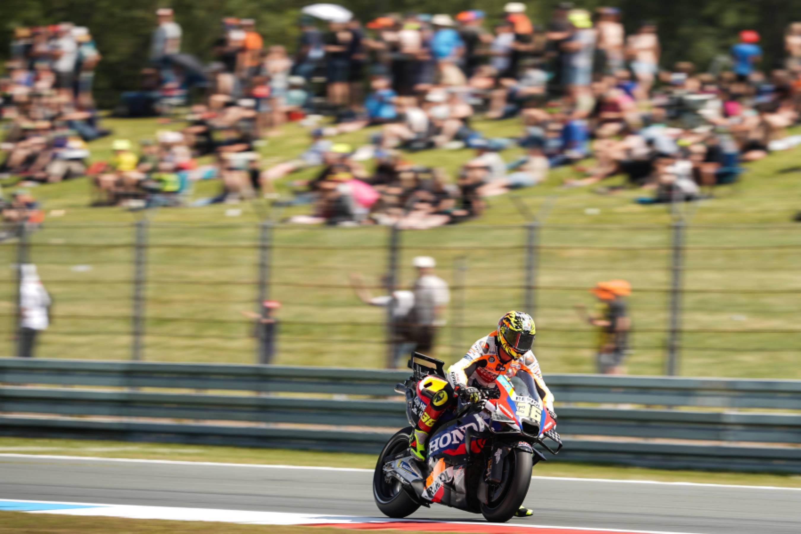 Repsol Honda Teamはザクセンリンクに到着し準備を進める